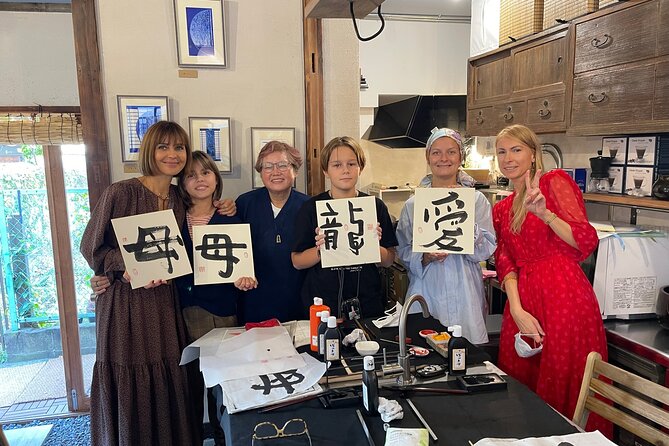 Let's experience calligraphy in YANAKA, Taito-ku, TOKYO !! - Meeting the sensei and getting started