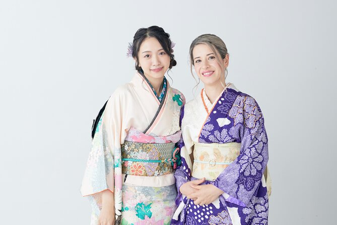 Let's make kimono !（Kimono is a gift for you - Women’s fitting and the simple construction work
