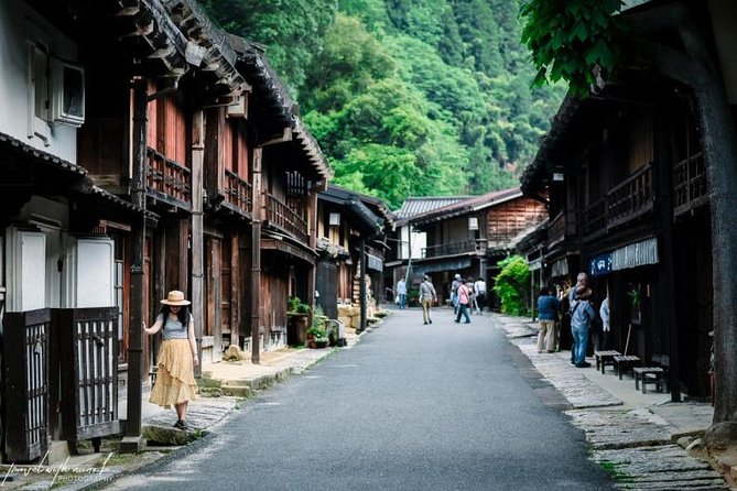 Magome & Tsumago Nakasendo Trail Day Hike with Government-Licensed Guide - Food, tea houses, and the extra costs