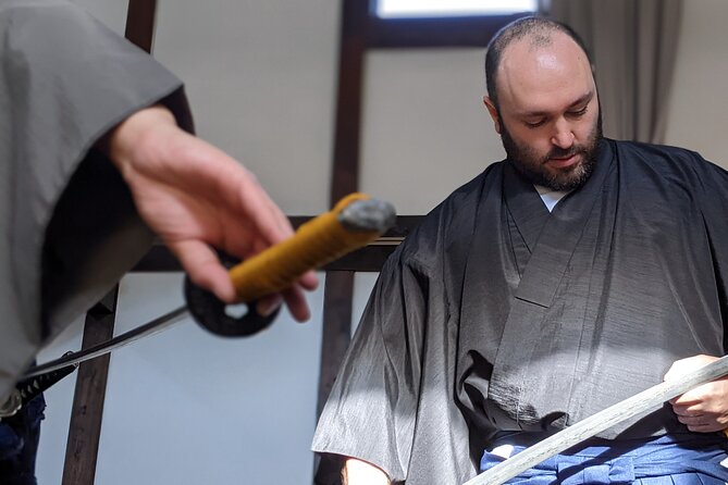 Matsumoto Castle Tour & Samurai Experience - Meeting at Matsumoto Station