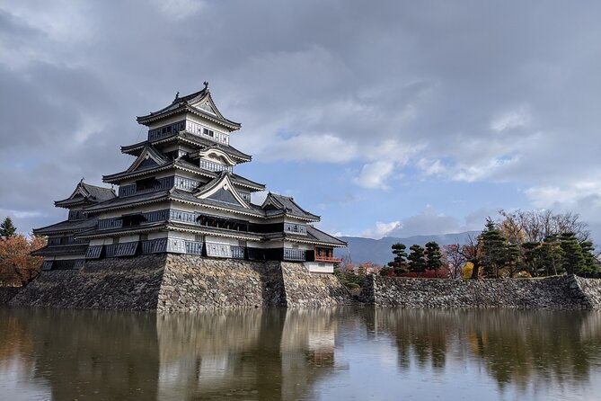 Matsumoto Castle Tour & Samurai Experience - Changing Into Samurai Clothing