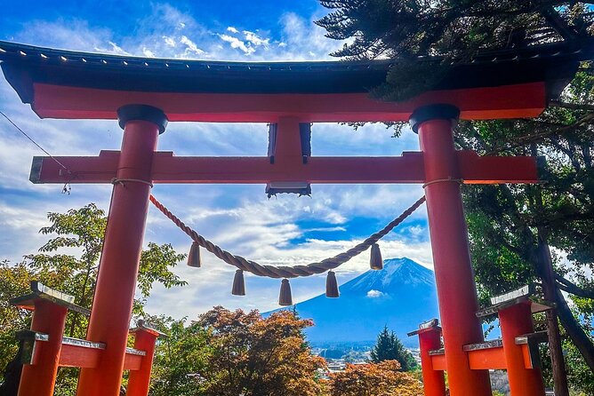 Mt Fuji Area: In-depth Guided Adventure in English or French - Three Sides of Mt Fuji in Five Hours
