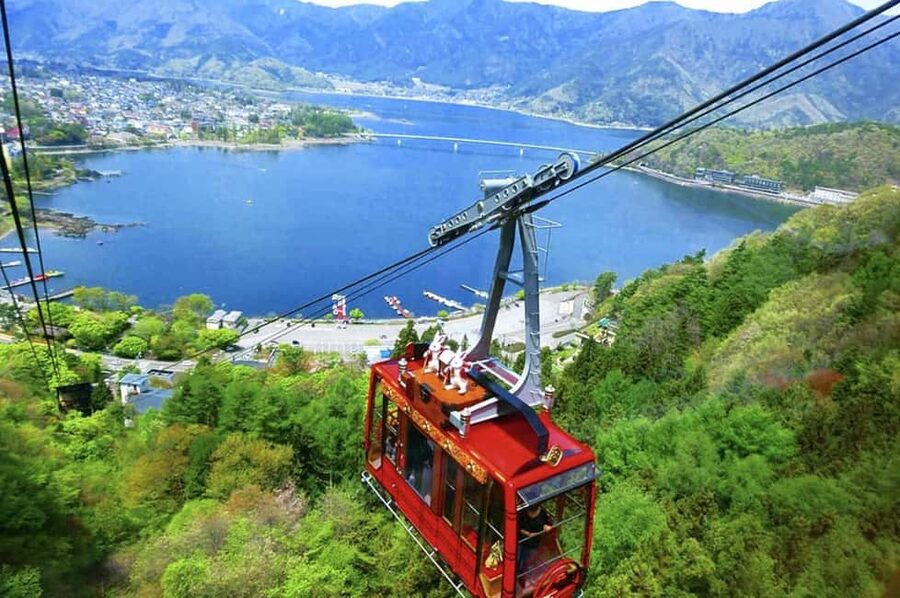 Mt. Fuji & Lake Kawaguchiko Ropeway Panorama Full-Day Tour - The Lawson photo stop: useful, famous, and crowded
