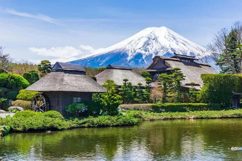Mt Fuji Top 5 Spots Day Tour: Arakurayama Park,Oshino Hakkai - Oishi Park and the seasonal finish