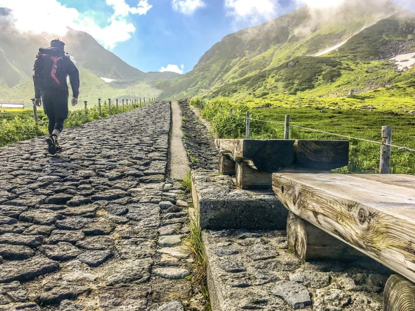 Nagano: Tateyama-Kurobe Guided Walking Tour - What the guide adds