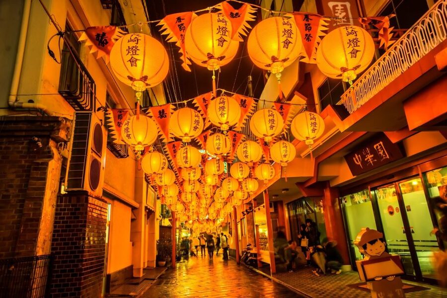 Nagasaki: Private Tour with Local Guide - Chinatown, port exchange, and Nagasaki noodles