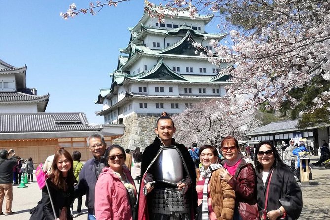 Nagoya Highlight Tour guided by a friendly local - Nagoya Castle and the Hommaru Palace