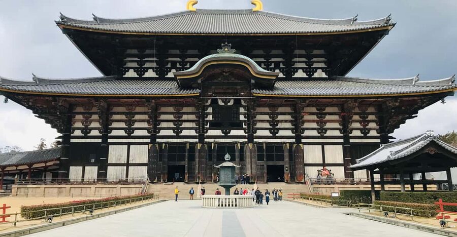 Nara: Essential Private Tour with Deer Park and Temples - Higashimuki Shopping Street: a practical start