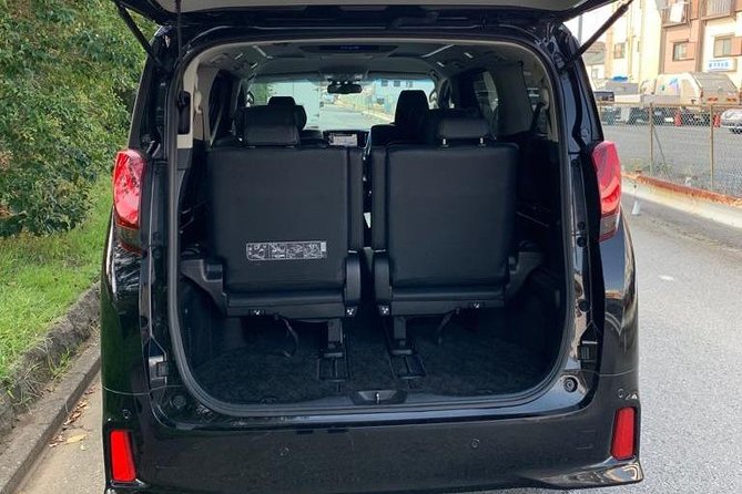 Narita Airport (NRT) Private Transfer to Central Tokyo - The vehicle, seats, and luggage question