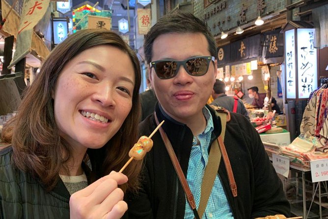 Nishiki Market Brunch Walking Tour (7 Tastings + Brunch) - Photos without stopping every minute