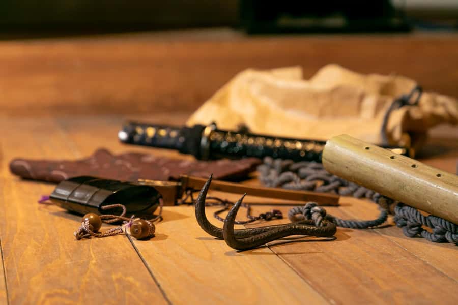Odawara: Guided Ninja & Samurai Tour of Odawara Castle - Inside the after-hours ninja workshop