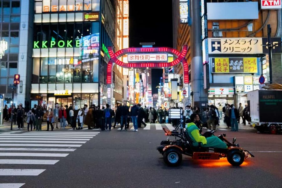 Official Japan Go-Kart Through Shibuya / Shinjuku - Shibuya Scramble Crossing is the big moment