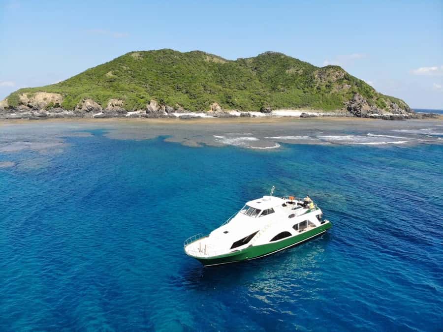 Okinawa: From Naha: Kerama Islands 1-day snorkeling tour - Three snorkeling stops in the Kerama Blue