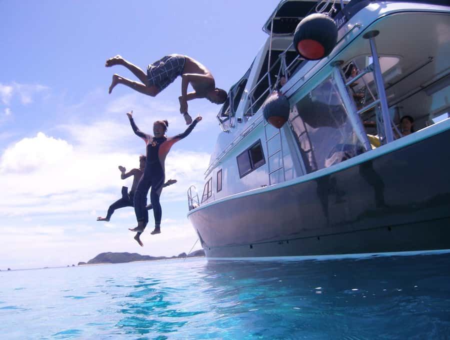 Okinawa: From Naha: Kerama Islands 1-day snorkeling tour - Food, drinks, and what to pack