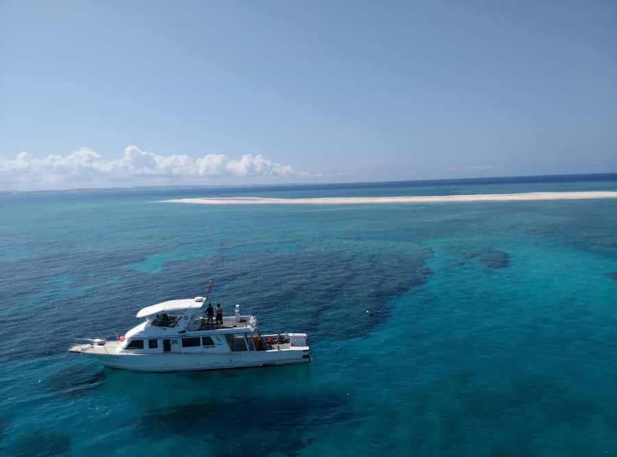 Okinawa : Kerama Whole Day Snorkeling Tour From Chatan/Naha - What the full day on the boat looks like