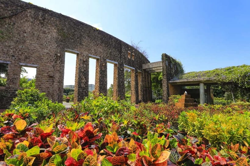 Okinawa: Tropical Dream , Ryukyu Mura, Banta Cafe Bus Tour - How much time do you really get?