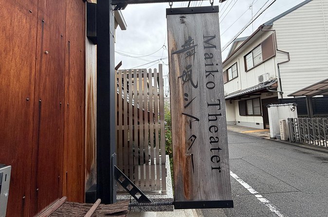 One Hour Geisha Show in Gion Kyoto - The Q&A is the part that adds real value