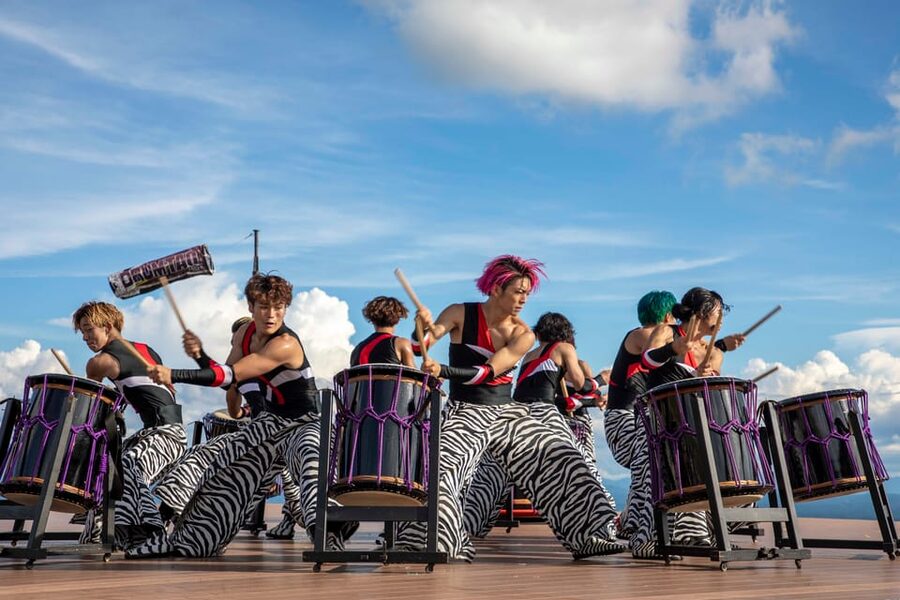 Open-air theater "Tao- no-Oka" Drum TAO Live performance - What the Drum TAO performance feels like