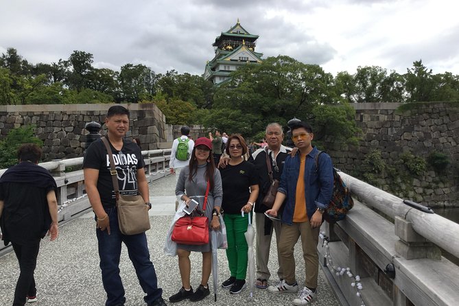 Osaka 4hr Private Tour with Government-Licensed Guide - Art, gardens, and the old New World