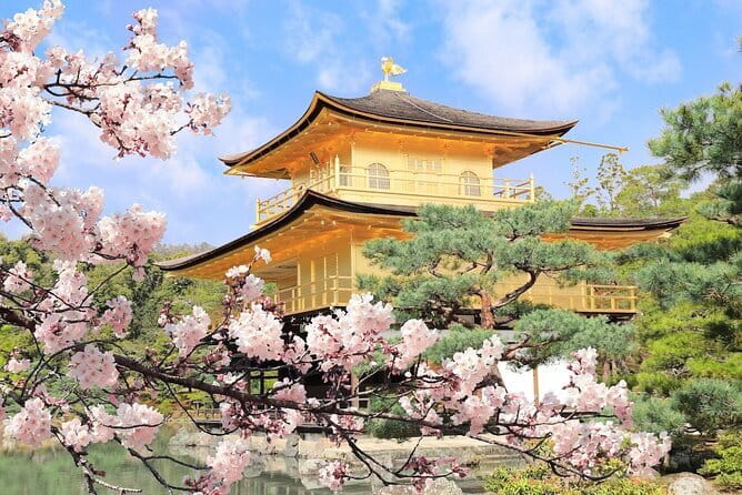 Osaka Castle & Samurai History Walking Tour - Is $22 a fair price for three hours?
