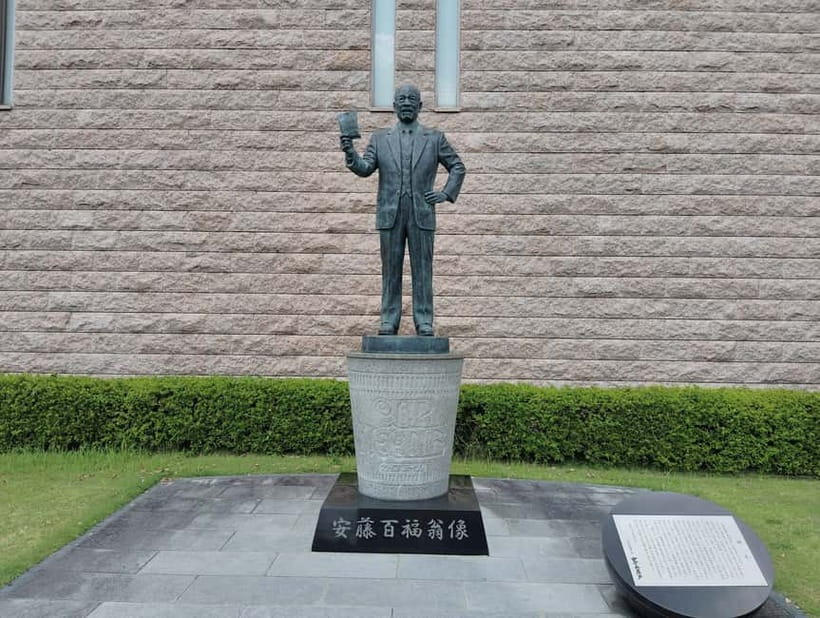 Osaka: Cup Noodles Museum Guided Tour (90 Minutes) - What the souvenir adds to the experience