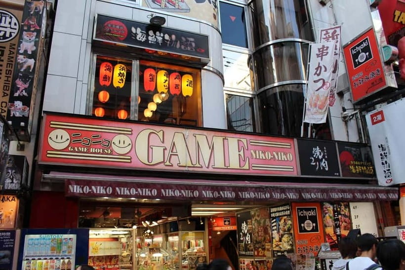 Osaka Dotonbori: Hand Roll Sushi Experience - Timing your visit in Dotonbori