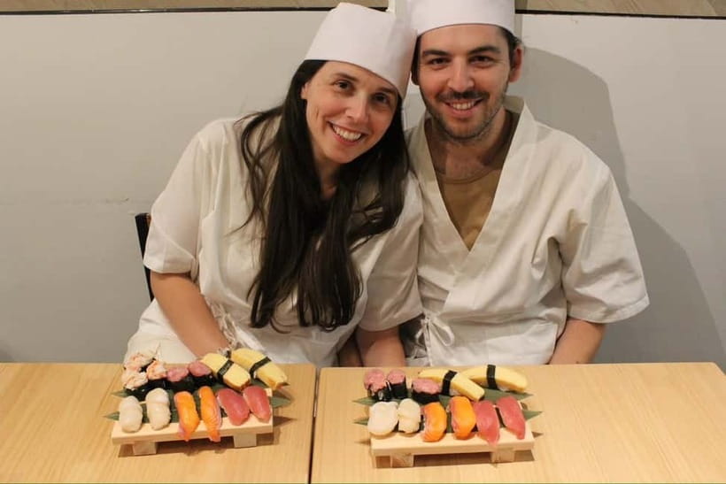 Osaka Dotonbori: Sushi Making Experience - Practical details that can affect your visit