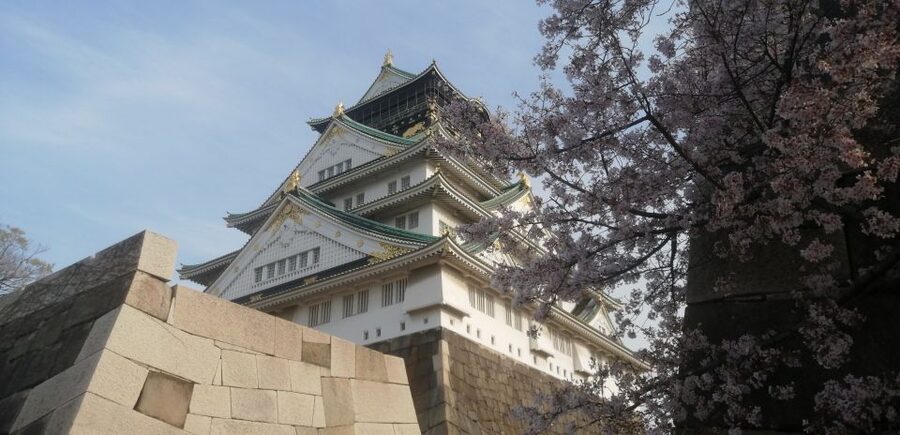 Osaka: Five Must-See Highlights Walking Tour & Ramen Lunch - Starting at Tanimachi 4-chome and walking to Osaka Castle
