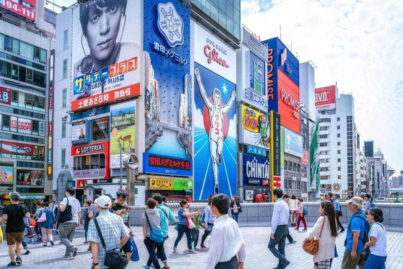 Osaka: Food Tour Kuromon Market & Dotonbori with Guide - Who should book this Osaka food walk?