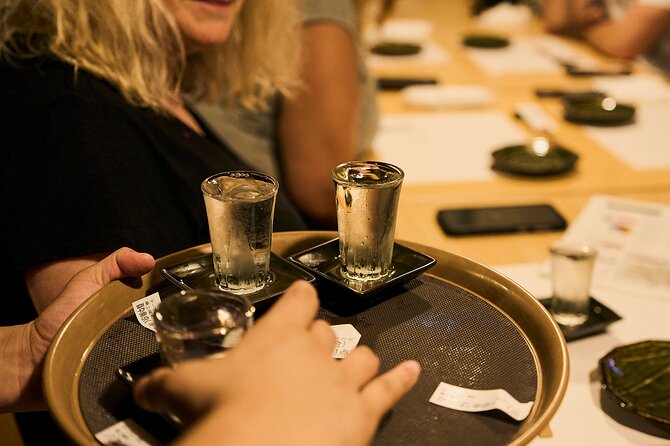Osaka: Guided Food Tour with 12 Dishes at 4 Local Eateries - Four stops, twelve dishes, and a changing menu