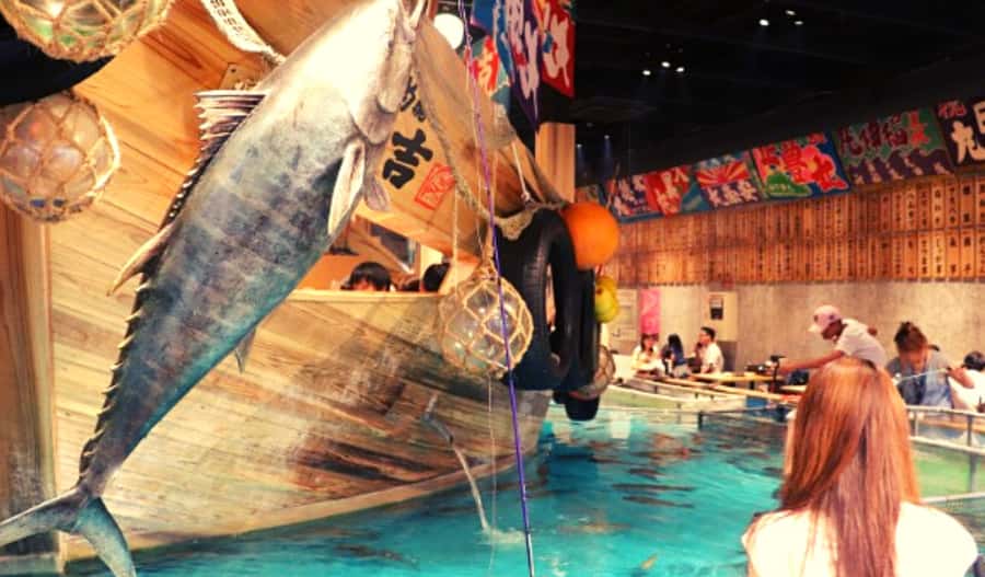 Osaka: Hotspots & Hidden Gems Walking Tour Private or Group - America-mura and Japan’s playful view of America