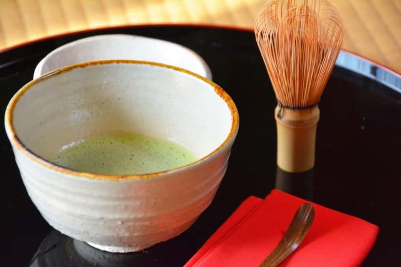 Osaka; Japanese Tea ceremony experience, Macha and Sencha - Making your own matcha