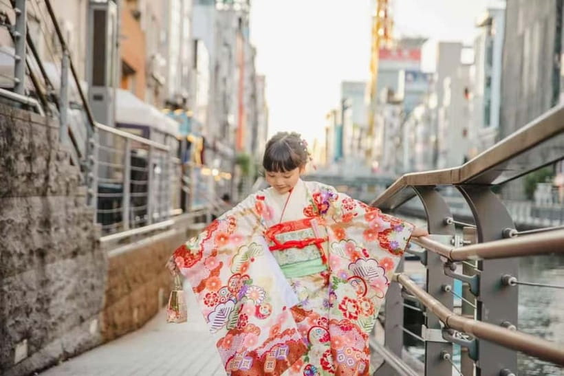 Osaka: Kimono or Yukata Rental &Photos Service Options - Optional hairstyling for a finished look