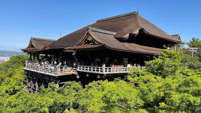 Osaka: Kyoto & Uji Historical Sites and Scenic Delights Tour - Yasaka Koshindo and a quick cultural stop