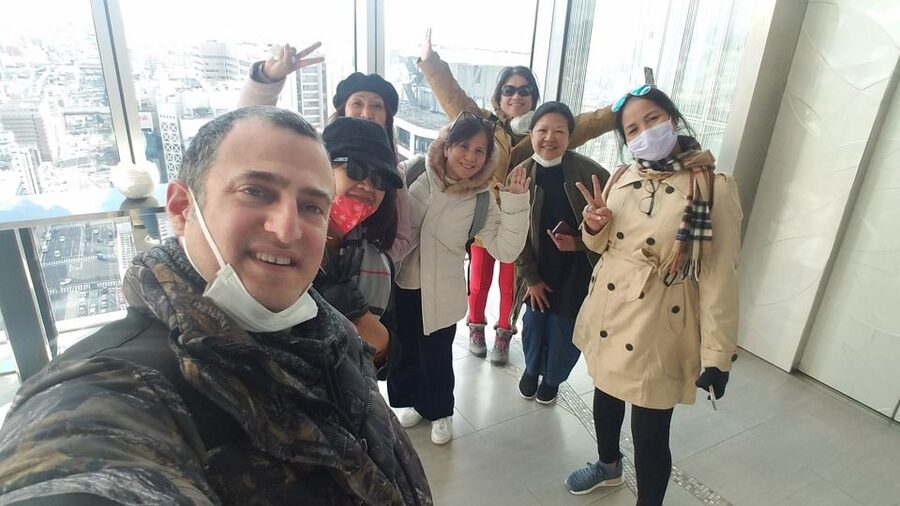 Osaka: Main Sights and Hidden Spots Guided Walking Tour - Harukas 300 and the department-store food hall
