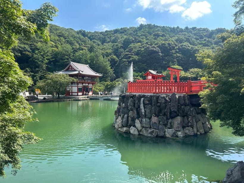 Osaka: Minoh Waterfall & Katsuo-ji Temple Half-Day Tour - A forest escape close to Osaka