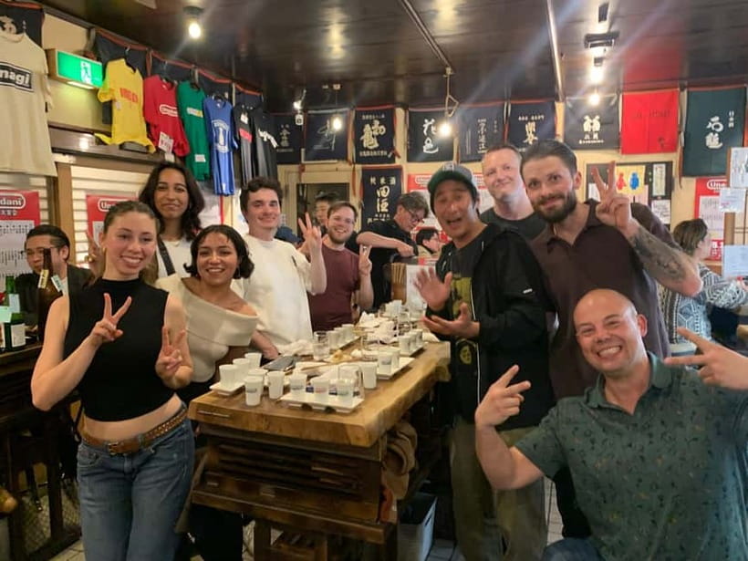 Osaka: Namba Pub Bar Crawl with a Local Guide - The walk to Shinsaibashi