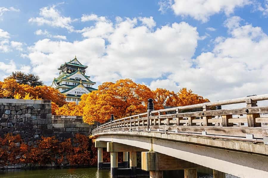 Osaka: Osaka Castle 3 hours Historical Walking Tour - Starting at JR Osaka-jo Koen Station Exit 2