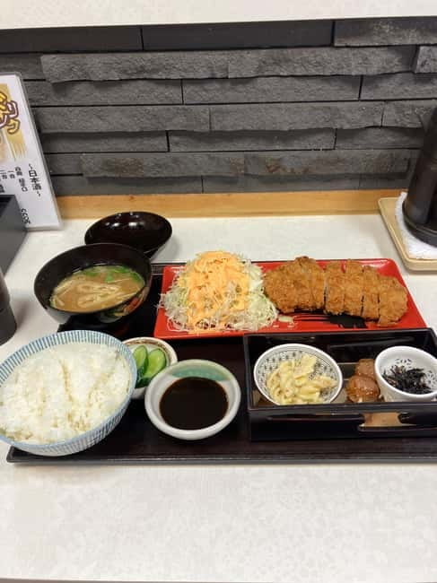 Osaka: Private and Fully Customized Tour with Hotel Meet Up - The ten-minute train ride shows how Osaka works