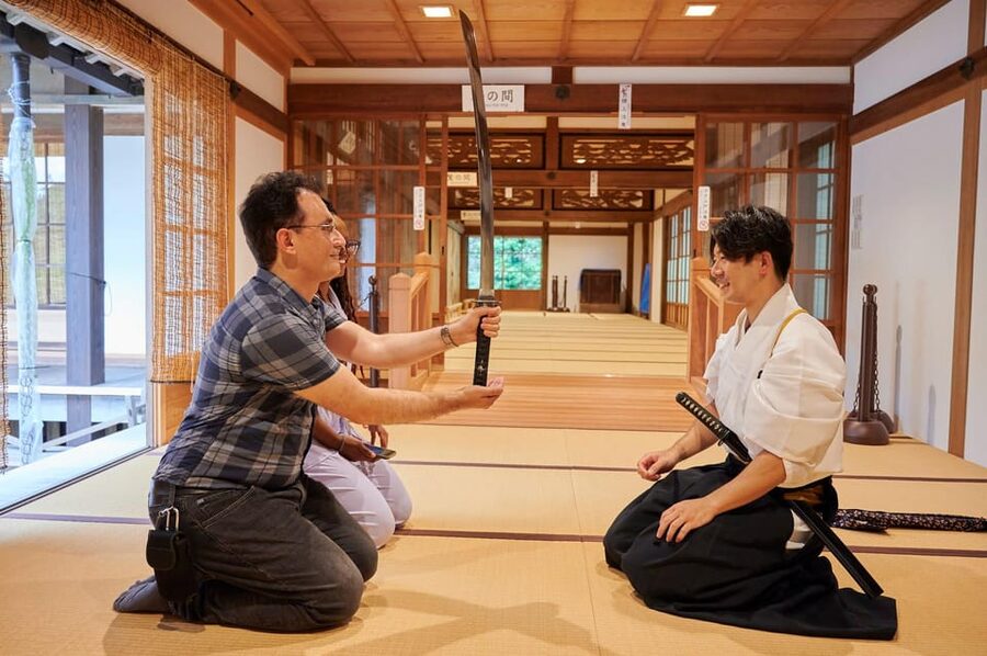Osaka: Private Samurai Experience - Train with Sword Master - Meeting Watanabe at a quiet Osaka temple