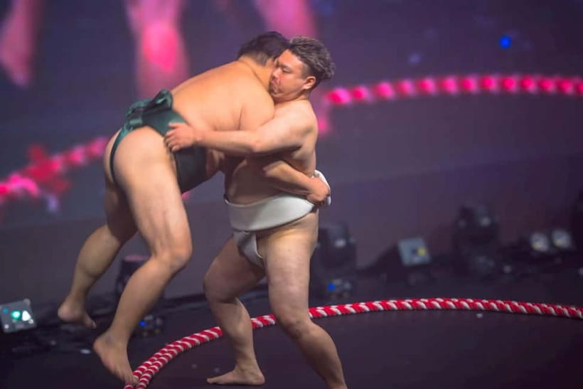 Osaka:SUMO BEATS SHOWCASE: Taiko Drum and Wagyu burger! - The match: real force inside a controlled show