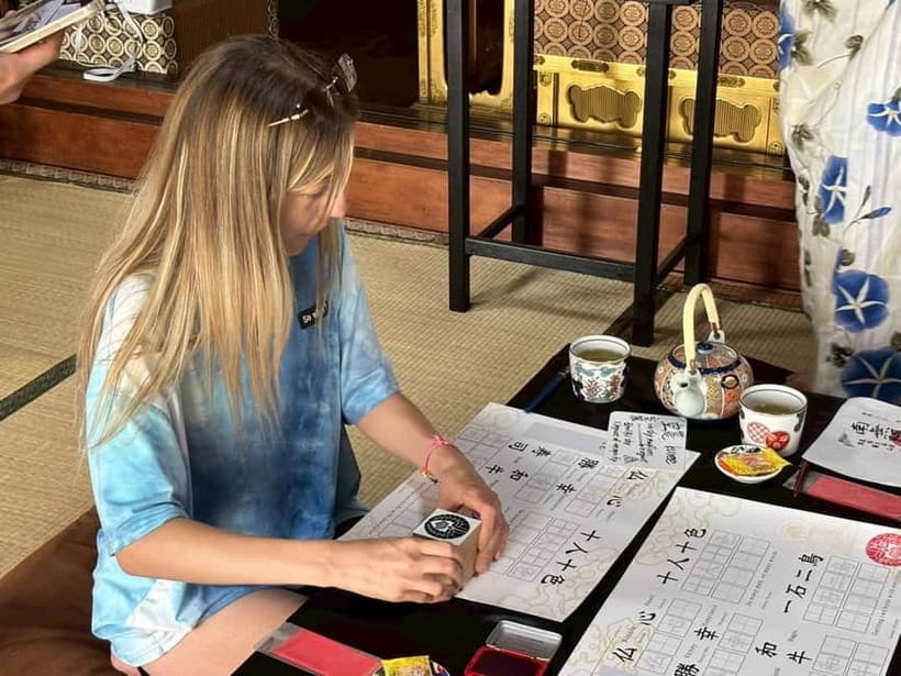 Osaka: Temple Tour and Traditional Calligraphy Lesson - Learning calligraphy without needing perfect handwriting