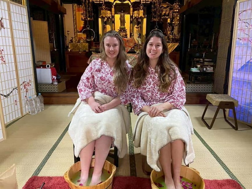 Osaka Temple ：Warm Bamboo Oil Massage – Deep Restore〈90min〉 - Matcha, sweets, and a slower ending