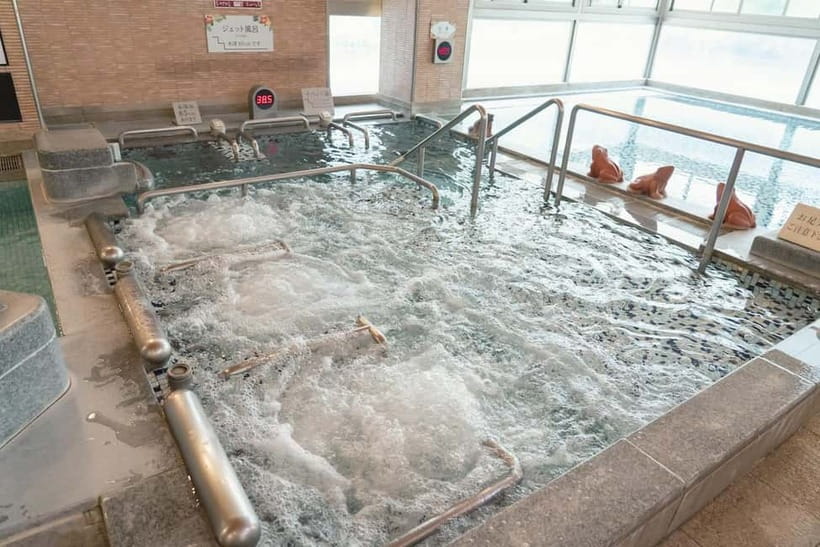 Osaka: Tennen Onsen Naniwa-no-Yu, the famous hot spring spa - Opening hours make this easy to fit into Osaka plans