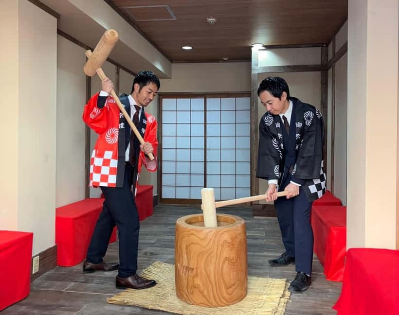 Osaka: Traditional Mochi Pounding Experience with Tasting - Quick takeaways from the Osaka mochi class
