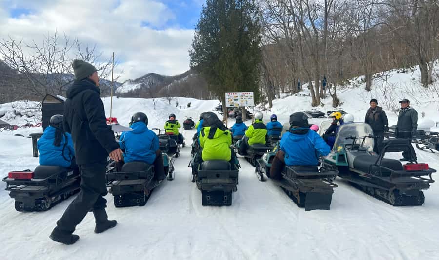 Penguin Fun & Snowmobile : Sapporo Winter (Asahiyama Zoo) - Asahiyama Zoo and the winter penguin walk