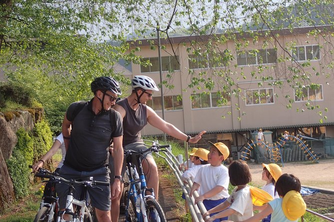 Private Afternoon Cycling Tour in Hida-Furukawa - Bikes, helmets, and the level of effort