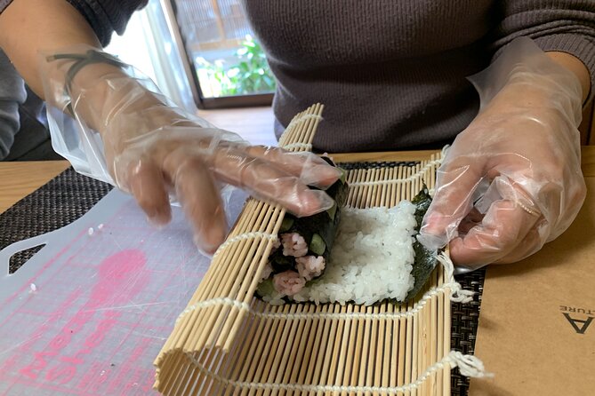 Private Art Sushi Roll Class in Kyoto - A private class with Aya near Nijo Castle