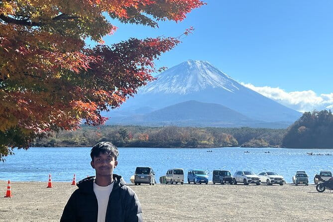 Private Fuji Half-day Car Tour with Hotel Pickup and Local Guide - Arakura Fuji Sengen Shrine and the classic Fuji photograph