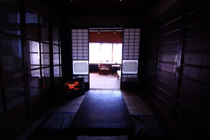 Private Koto Lesson in Kyoto with a Professional Koto Performer - Learning Sakura on a traditional Japanese instrument